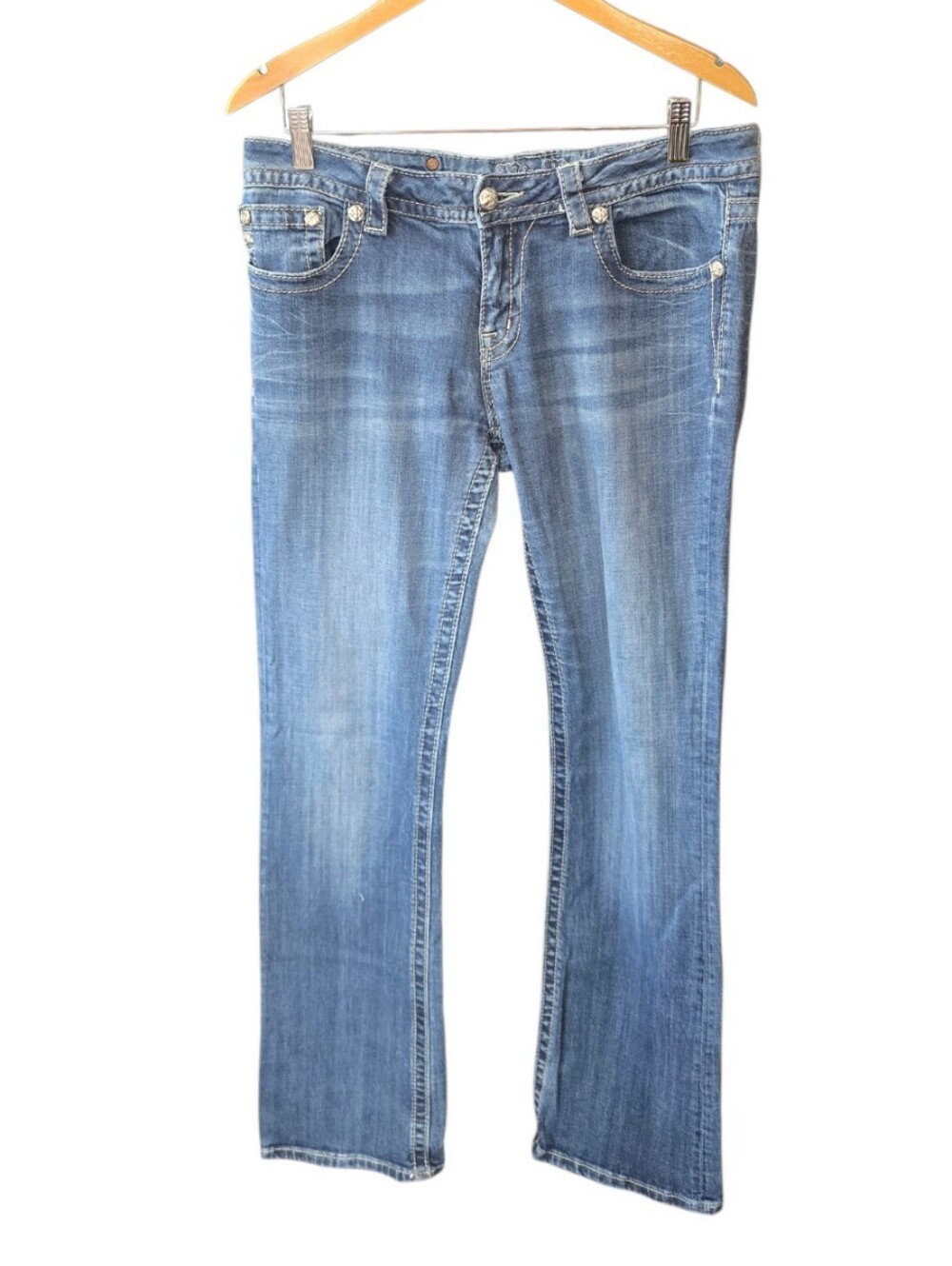 Miss Me Fleur-de-lis Mid Rise Boot Cut Jeans 31
